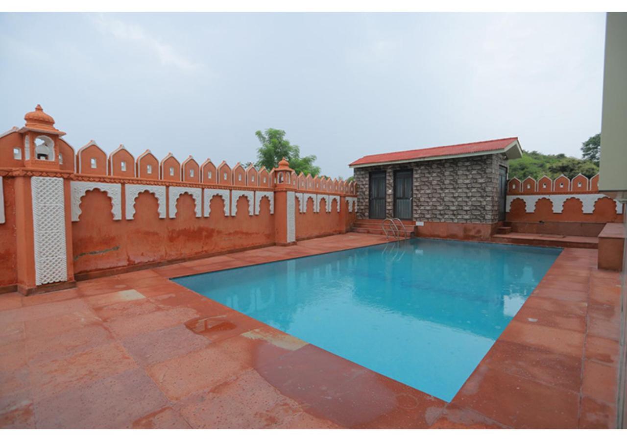 Hotel Raha Udaipur Luaran gambar